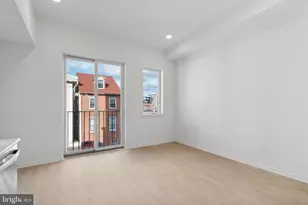 225 N 12th St, Philadelphia, PA 19107 - Photo 13