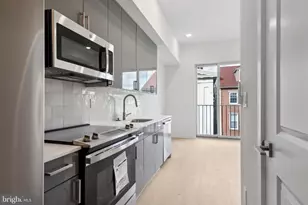 225 N 12th St, Philadelphia, PA 19107 - Photo 1