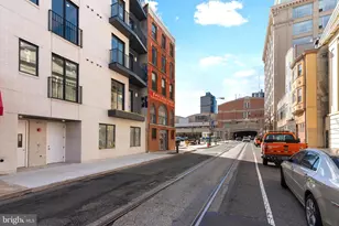 225 N 12th St, Philadelphia, PA 19107 - Photo 3