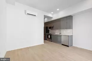 225 N 12th St, Philadelphia, PA 19107 - Photo 15