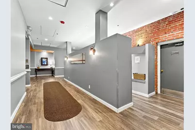 301 Race Street #215, Philadelphia, PA 19106 - Photo 9