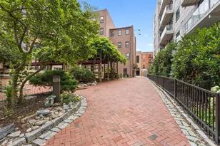 301 Race St, Philadelphia, PA 19106 - Photo 5