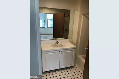 1229 Chestnut Street #RG-7, Philadelphia, PA 19107 - Photo 9