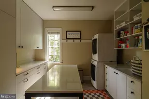 415 W Moreland Ave, Philadelphia, PA 19118 - Photo 17