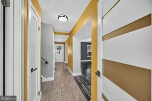 2715 Sears St, Philadelphia, PA 19146 - Photo 17