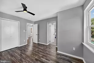 2715 Sears St, Philadelphia, PA 19146 - Photo 9