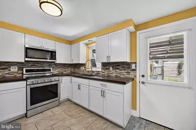 2715 Sears Street, Philadelphia, PA 19146 - Photo 5