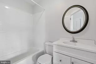 651 N 33rd St, Philadelphia, PA 19104 - Photo 3