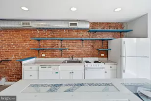 651 N 33rd St, Philadelphia, PA 19104 - Photo 27