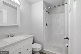 651 N 33rd St, Philadelphia, PA 19104 - Photo 7