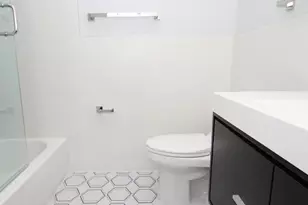 810 N Uber St, Philadelphia, PA 19130 - Photo 19