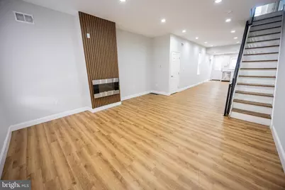 2431 N Hollywood Street, Philadelphia, PA 19132 - Photo 5