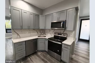 700 N Marshall Street #C2, Philadelphia, PA 19123 - Photo 7