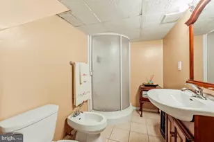1979 Lardner St, Philadelphia, PA 19149 - Photo 27