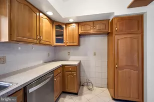 8303 Algon Ave, Philadelphia, PA 19152 - Photo 15