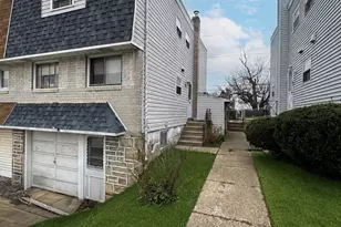 2722 Maxwell St, Philadelphia, PA 19136 - Photo 1