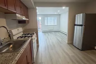 6020 N Warnock St, Philadelphia, PA 19141 - Photo 5