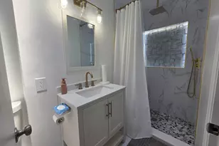 1011 E Phil Ellena St, Philadelphia, PA 19150 - Photo 23