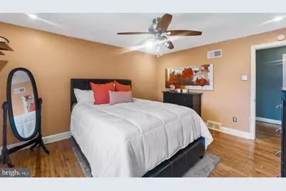 7334 Woodcrest Avenue, Philadelphia, PA 19151 - Photo 9
