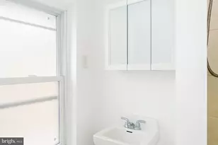 6774 Marsden St, Philadelphia, PA 19135 - Photo 19
