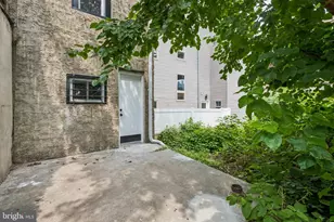 110 Pollard St, Philadelphia, PA 19123 - Photo 7