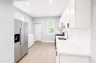 6649 Vandike St, Philadelphia, PA 19135 - Photo 3