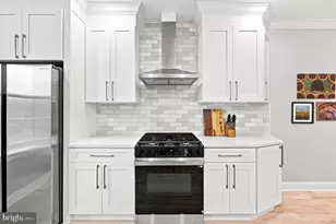 40 E Slocum St, Philadelphia, PA 19119 - Photo 9
