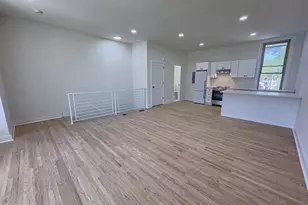 2013 Green St, Philadelphia, PA 19130 - Photo 7