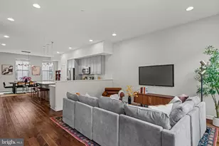 1415 S Lawrence Terrace, Philadelphia, PA 19147 - Photo 9