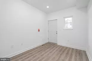 3424 Wallace St, Philadelphia, PA 19104 - Photo 15