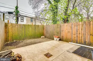 3424 Wallace St, Philadelphia, PA 19104 - Photo 11