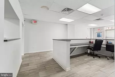 813 N 5th Street, Philadelphia, PA 19123 - Photo 7