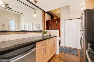 205 Cuthbert St, Philadelphia, PA 19106 - Photo 9