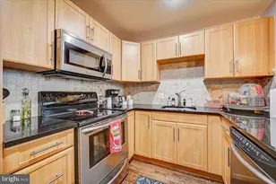 205 Cuthbert St, Philadelphia, PA 19106 - Photo 15