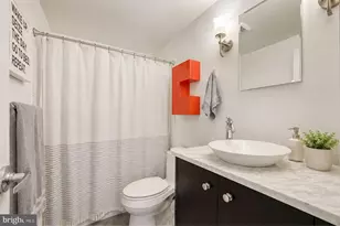 205 Cuthbert St, Philadelphia, PA 19106 - Photo 15
