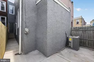 749 S 52nd St, Philadelphia, PA 19143 - Photo 29