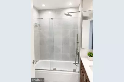1326 Spruce Street #2401, Philadelphia, PA 19107 - Photo 11
