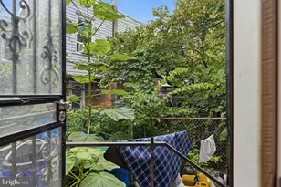 910 E Westmoreland St, Philadelphia, PA 19134 - Photo 25