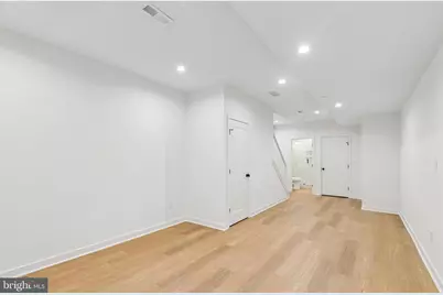 2708 Latona Street, Philadelphia, PA 19146 - Photo 37