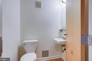 706 N 2nd St, Philadelphia, PA 19123 - Photo 5
