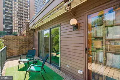 16 Saint James Court, Philadelphia, PA 19106 - Photo 29