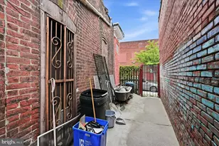 6208 Woodbine Ave, Philadelphia, PA 19151 - Photo 15