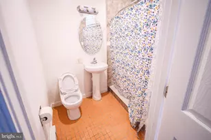 1912 7th St, Philadelphia, PA 19122 - Photo 9