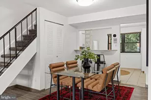 15 Hamilton Cir, Philadelphia, PA 19130 - Photo 5