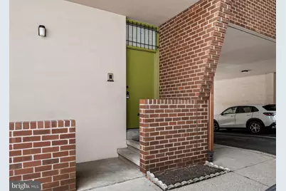 15 Hamilton Circle, Philadelphia, PA 19130 - Photo 23