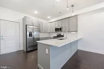 516 W Montgomery Avenue, Philadelphia, PA 19122 - Photo 9