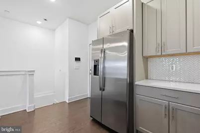 516 W Montgomery Avenue, Philadelphia, PA 19122 - Photo 13