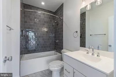 710 N 16th Street #300, Philadelphia, PA 19130 - Photo 21