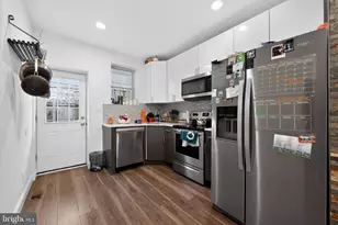 1827 Dudley St, Philadelphia, PA 19145 - Photo 9
