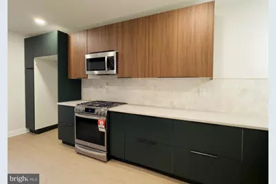 2546 S 9th St, Philadelphia, PA 19148 - Photo 5